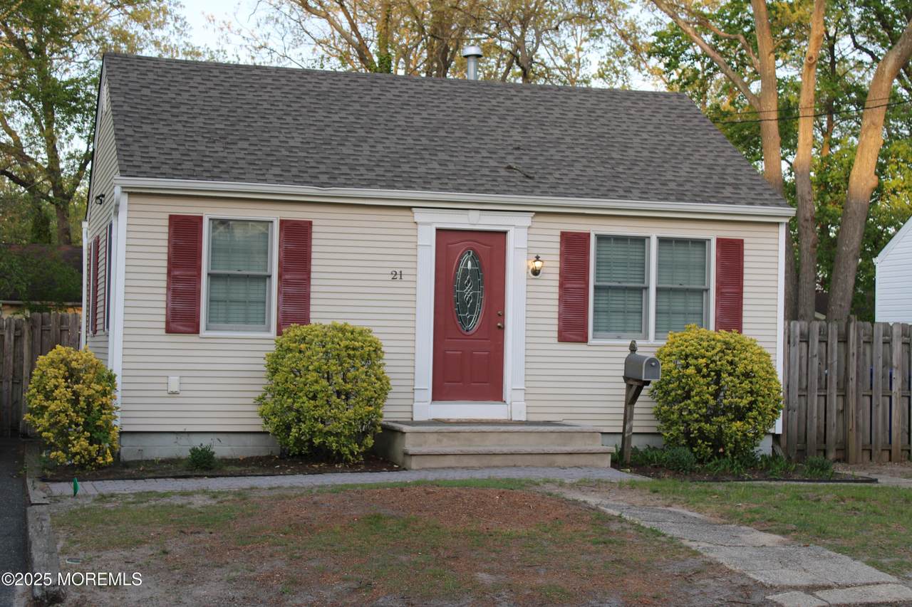 21 Coolidge Drive - Photo 1