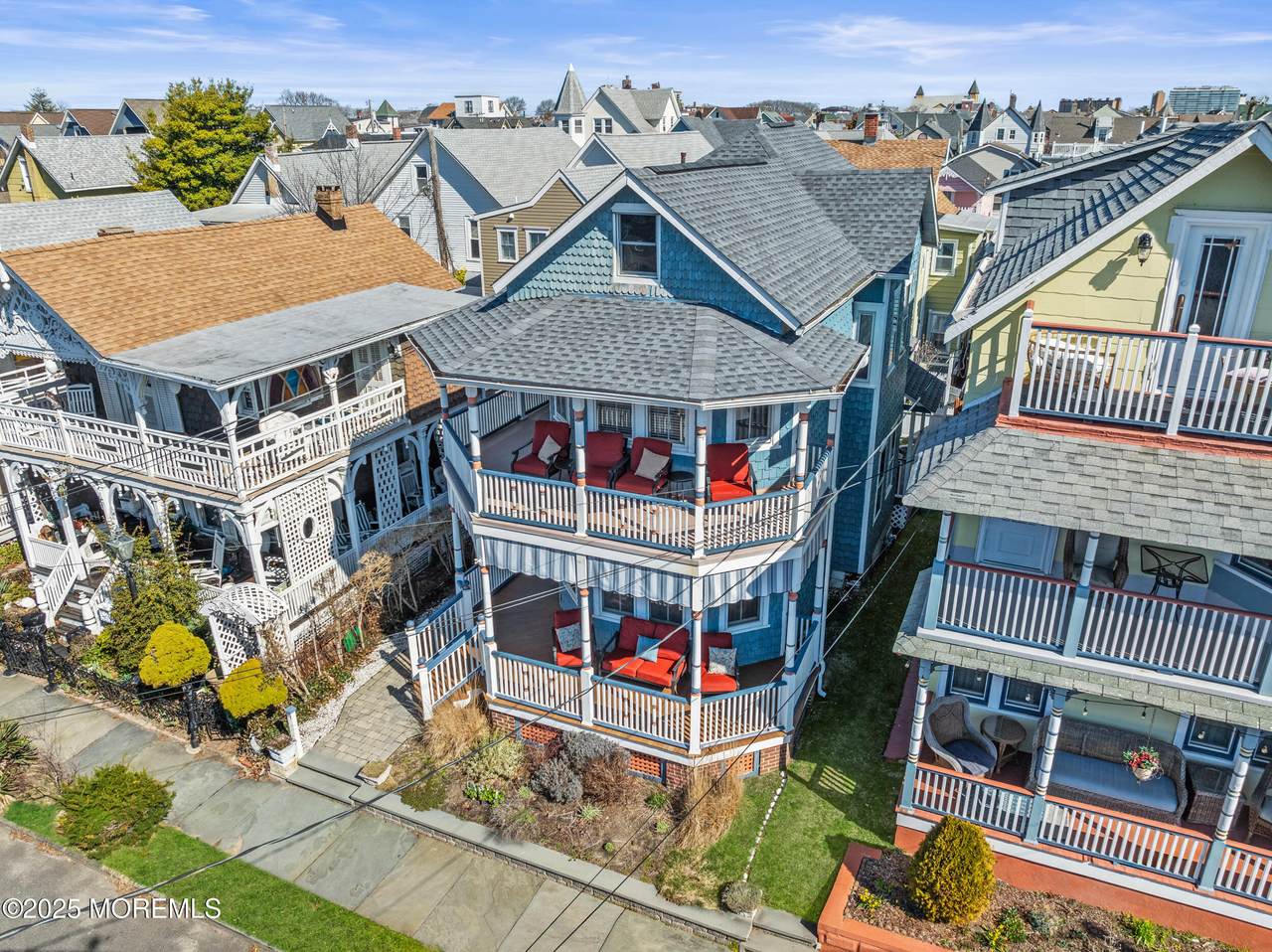 49 Franklin Avenue - Photo 1