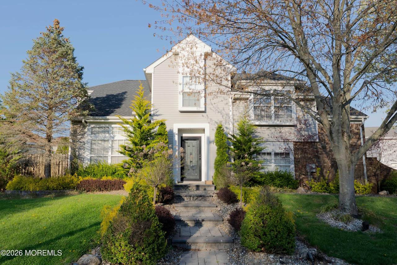 19 Kentucky Way - Photo 1