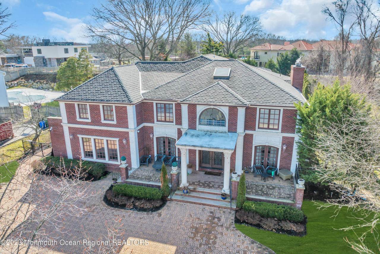 13 Valley Forge Road - Photo 1