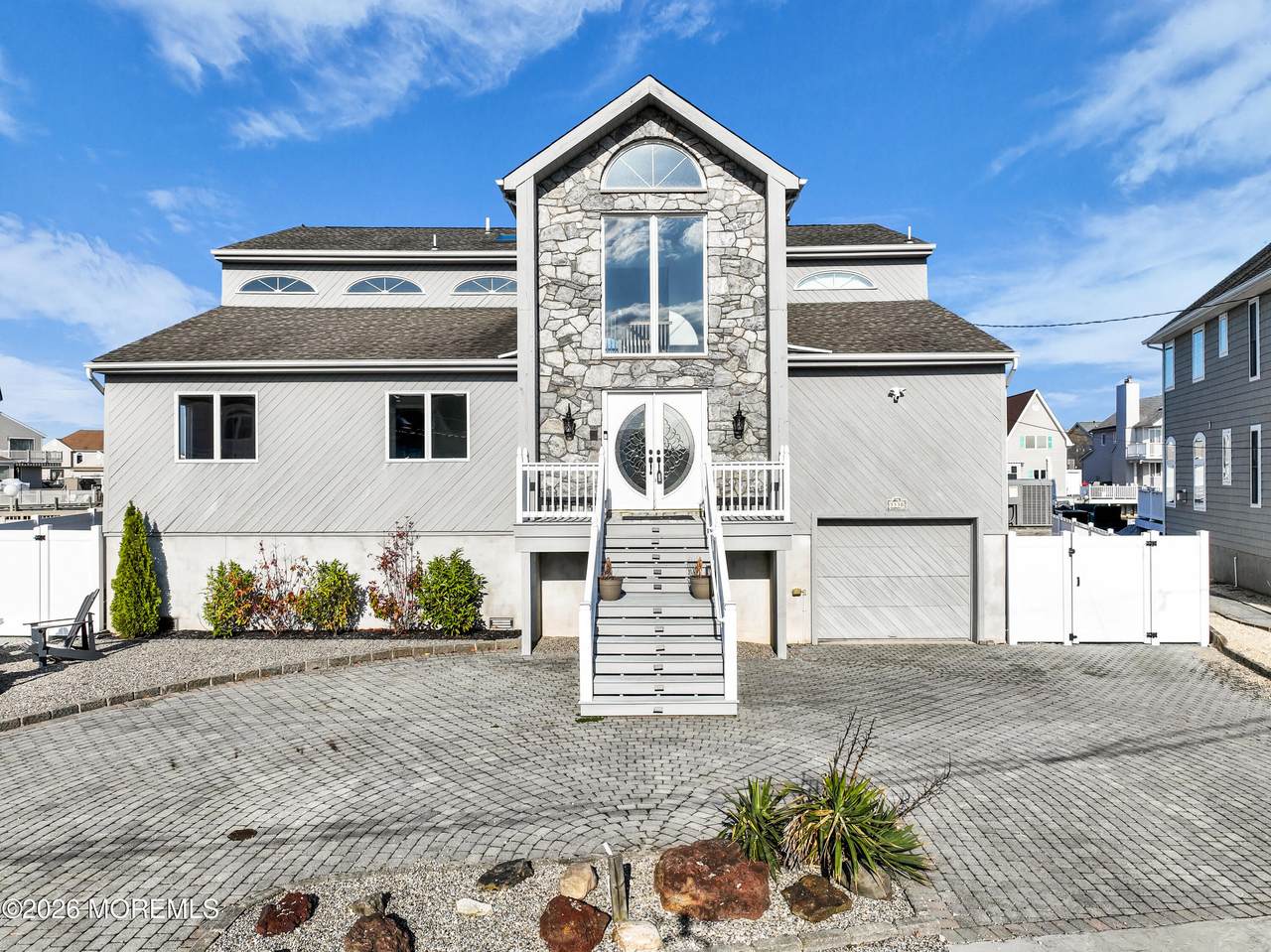 3330 Windsor Avenue - Photo 1