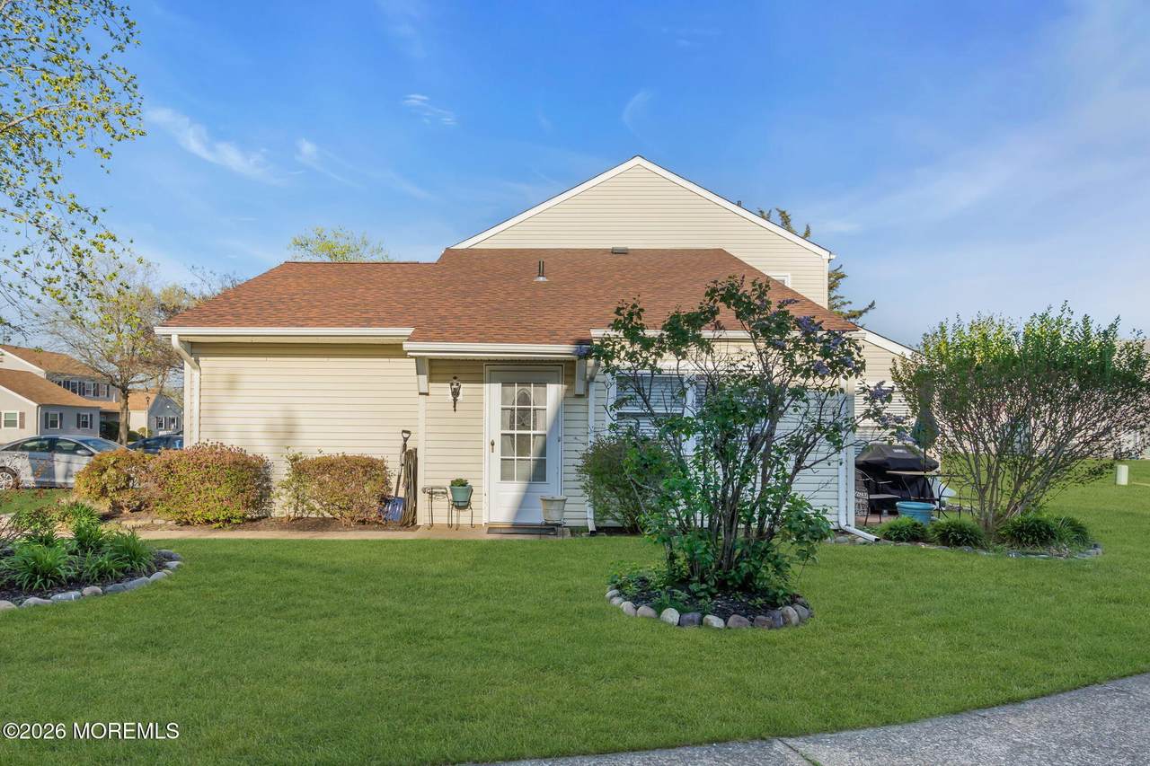 15 Seas Court - Photo 1