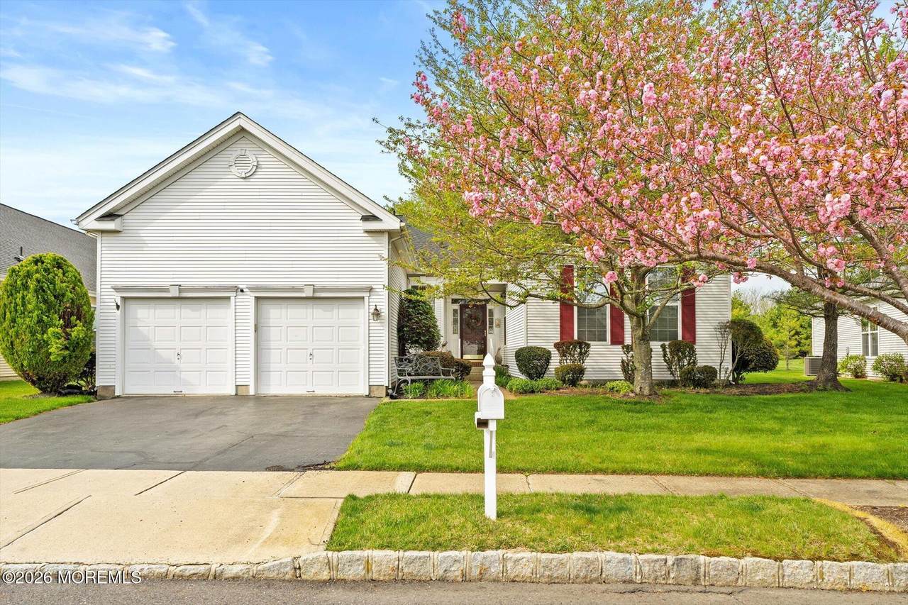 54 Bunker Hill Drive - Photo 1
