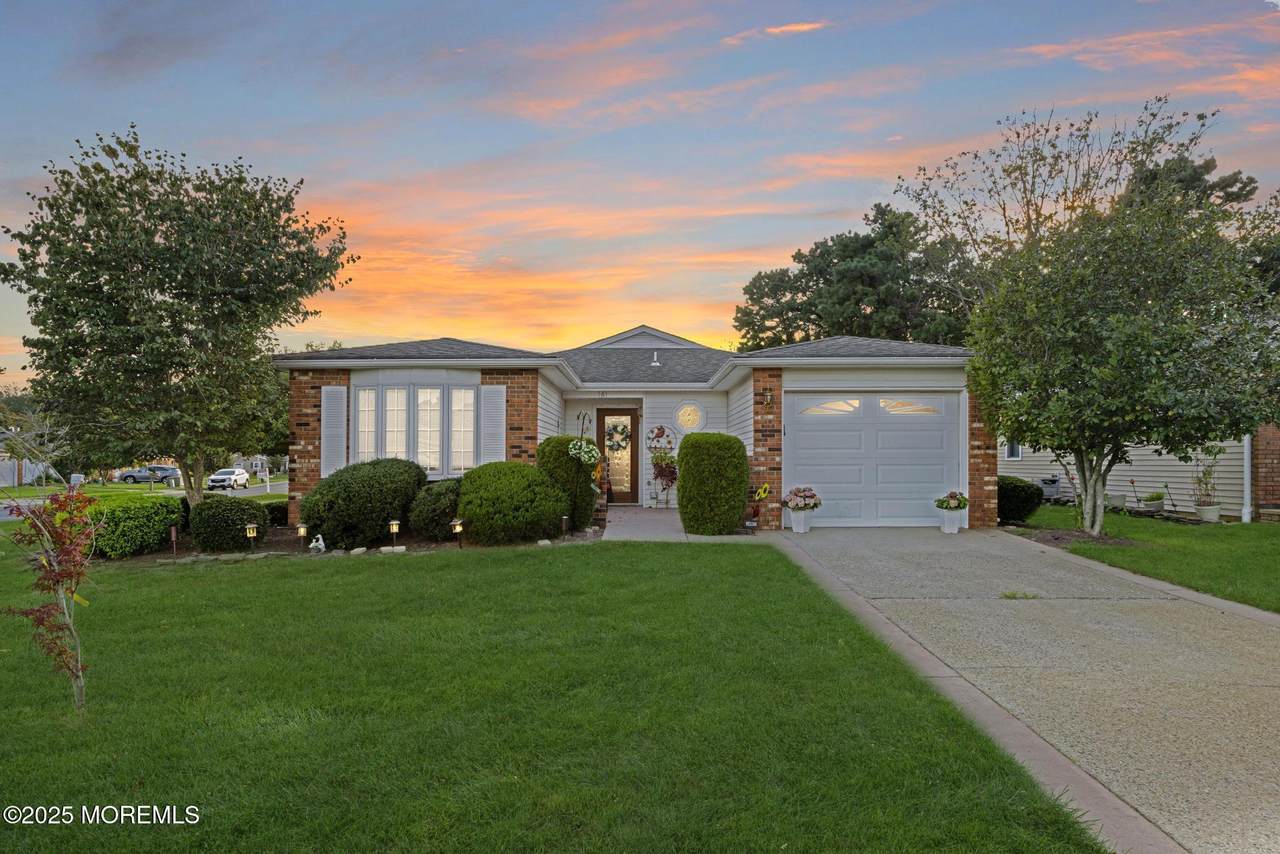 161 Lions Head Boulevard - Photo 1