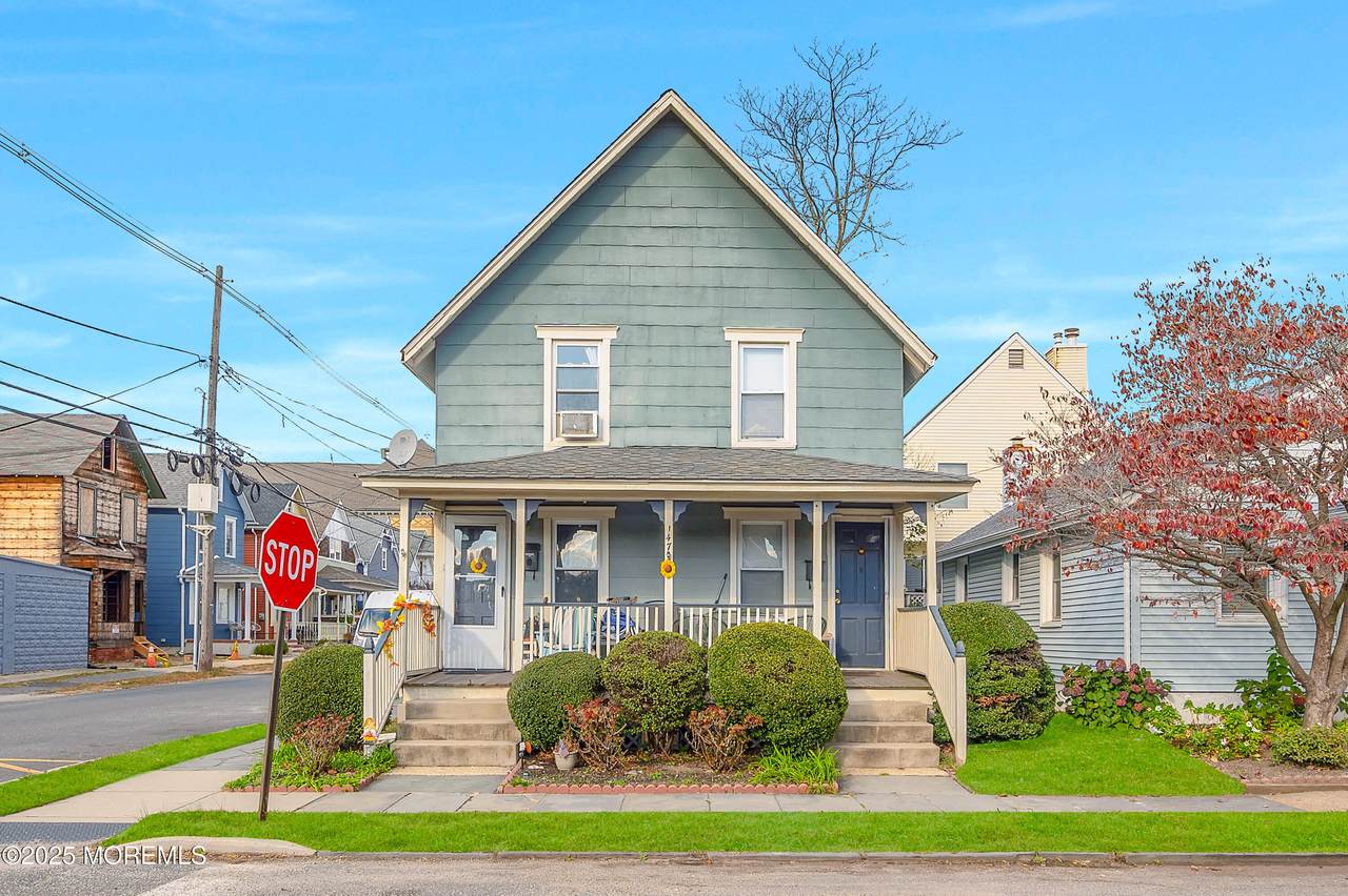 147 Webb Avenue - Photo 1