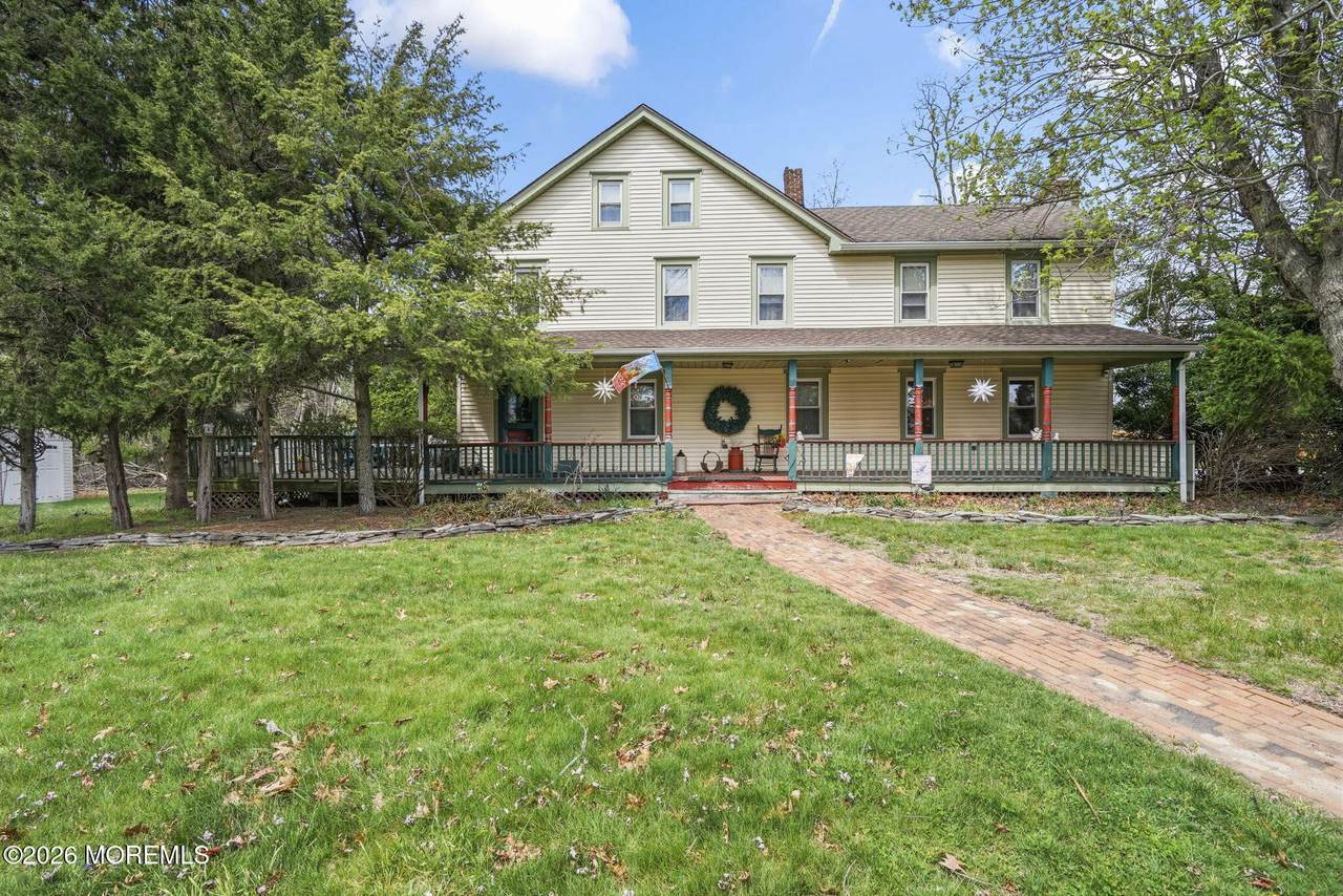 1745 New Bedford Road - Photo 1
