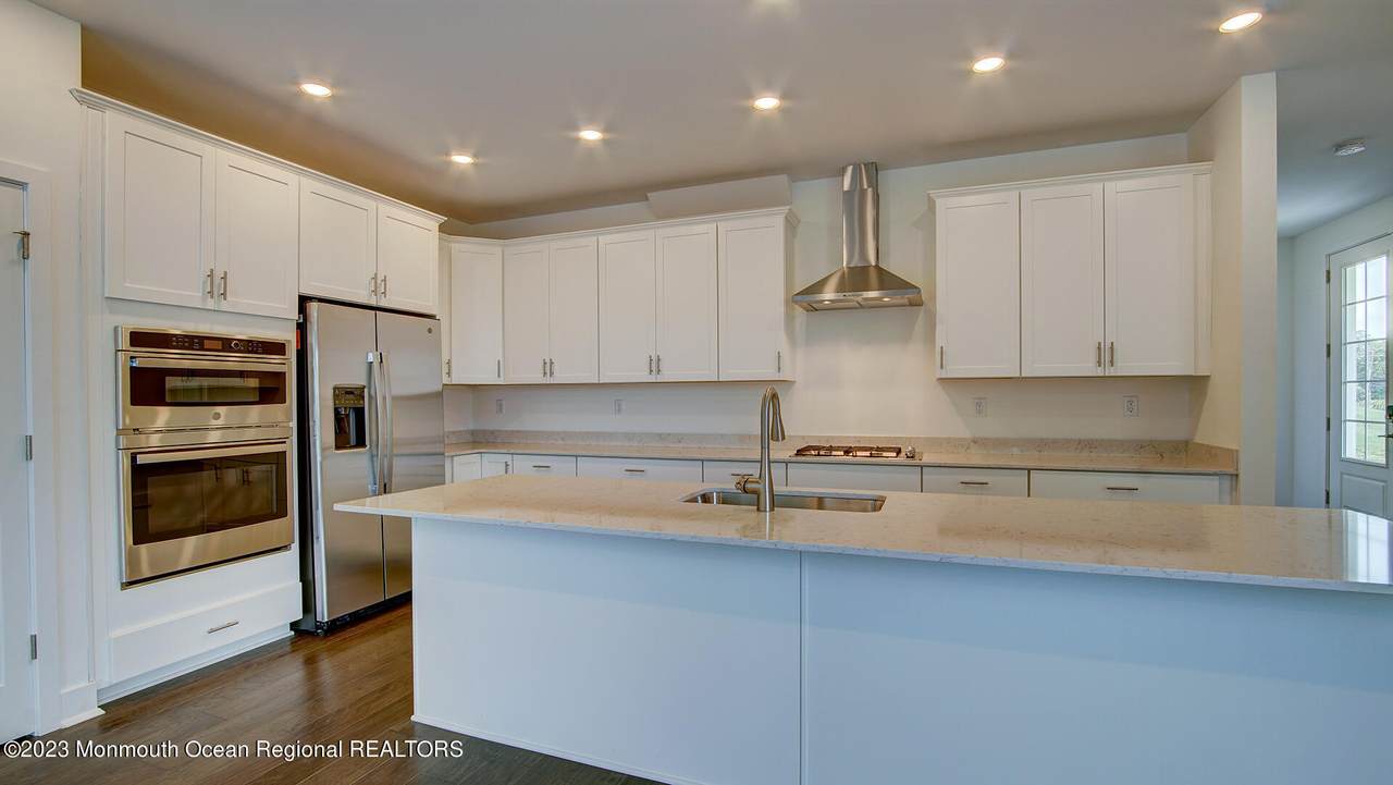 101 Pilot Street - Photo 1
