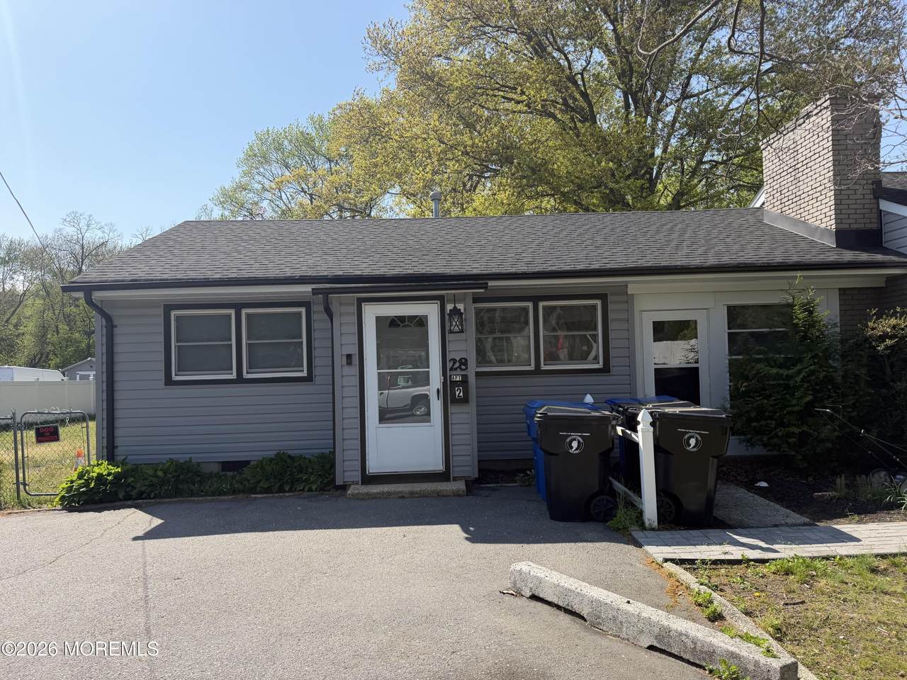 28 New Monmouth Road - Photo 1