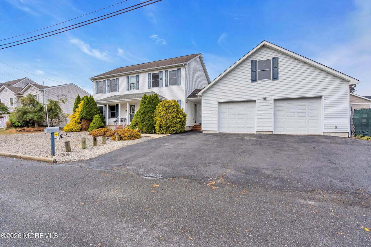 460 Cedar Drive - Photo 1