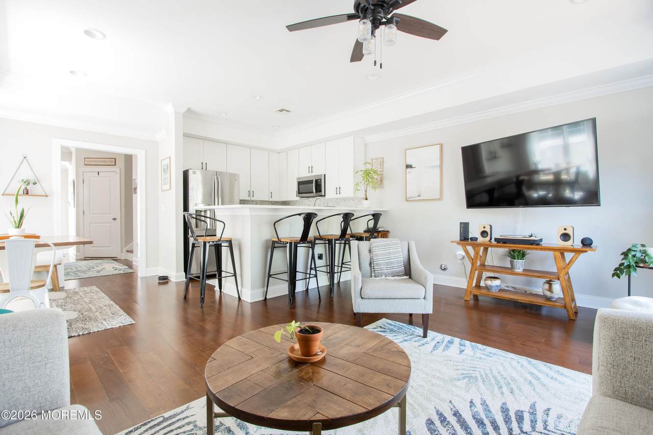 20 Waverly Street - Photo 1