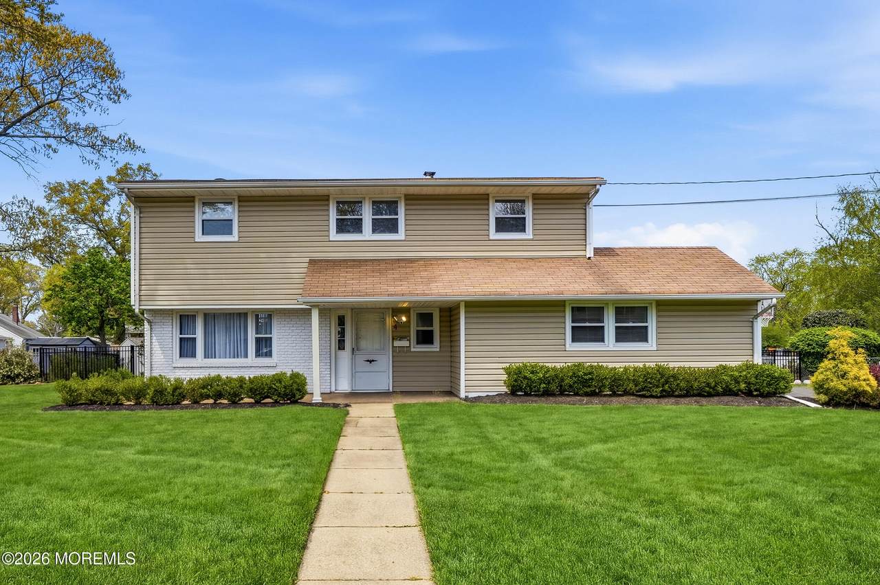 4 Cheryl Drive - Photo 1