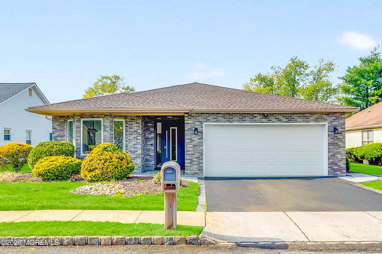 11 Hansom Lane - Photo 1