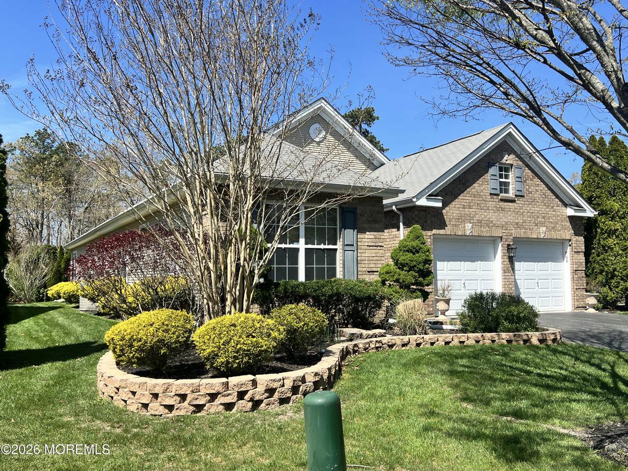 19 Augusta Drive - Photo 1