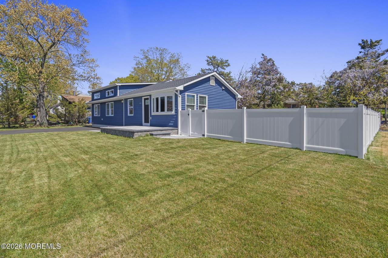 414 19th Avenue - Photo 1