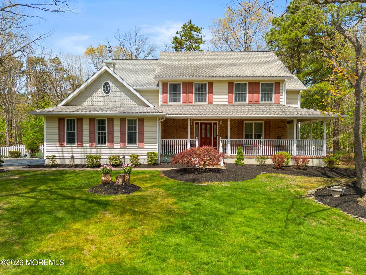 1 Pineview Court - Photo 1