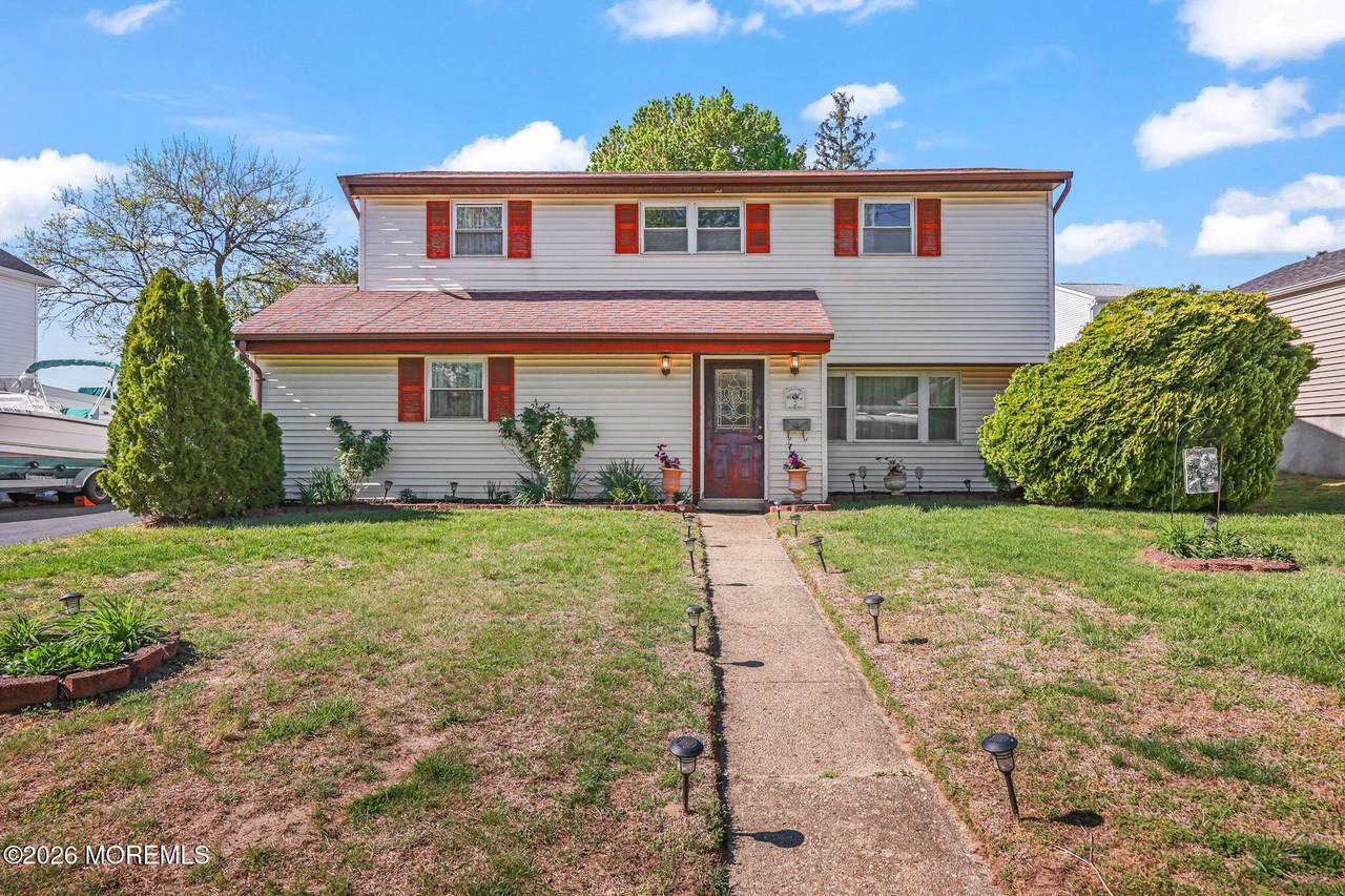 2 Beaver Street - Photo 1