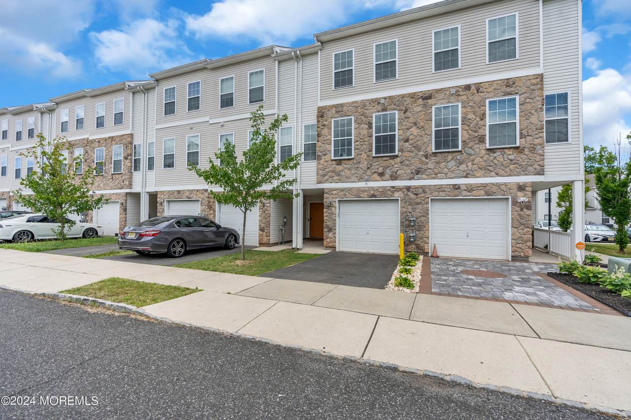 16 Paulina Place - Photo 1