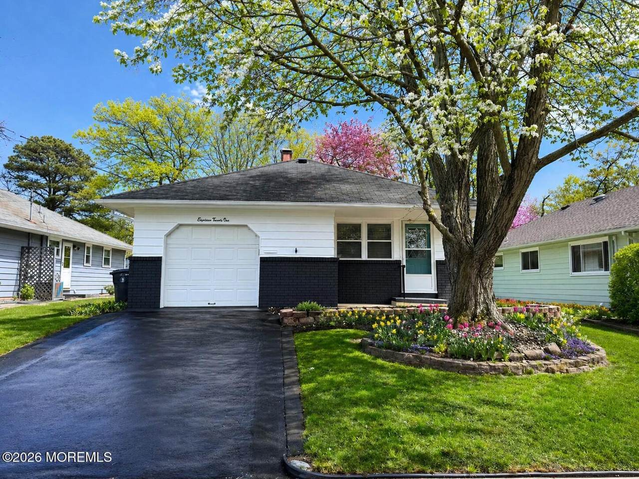 1821 Hovsons Boulevard - Photo 1