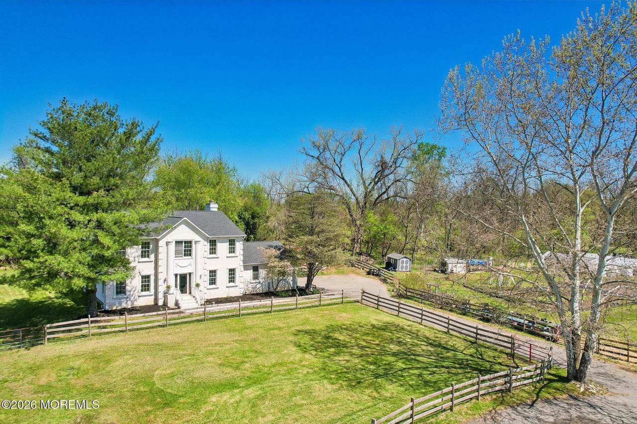 12 Nan Tone Court - Photo 1