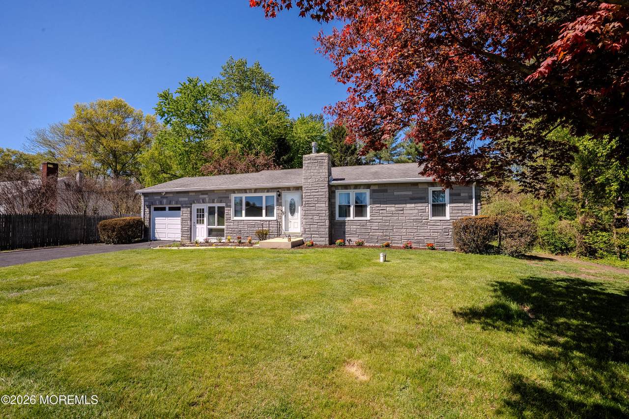 172 Ellisdale Road - Photo 1
