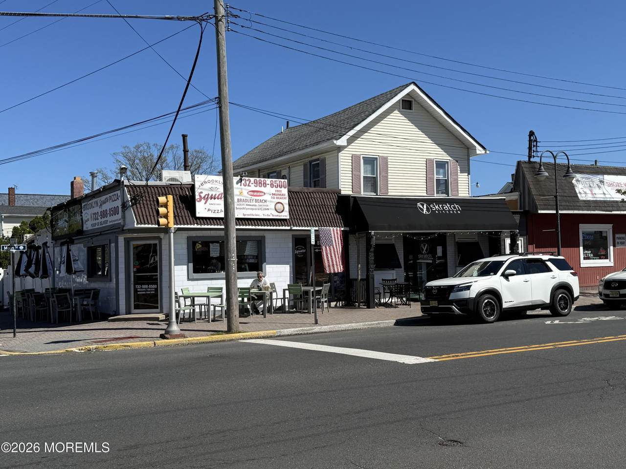 812 Main Street - Photo 1
