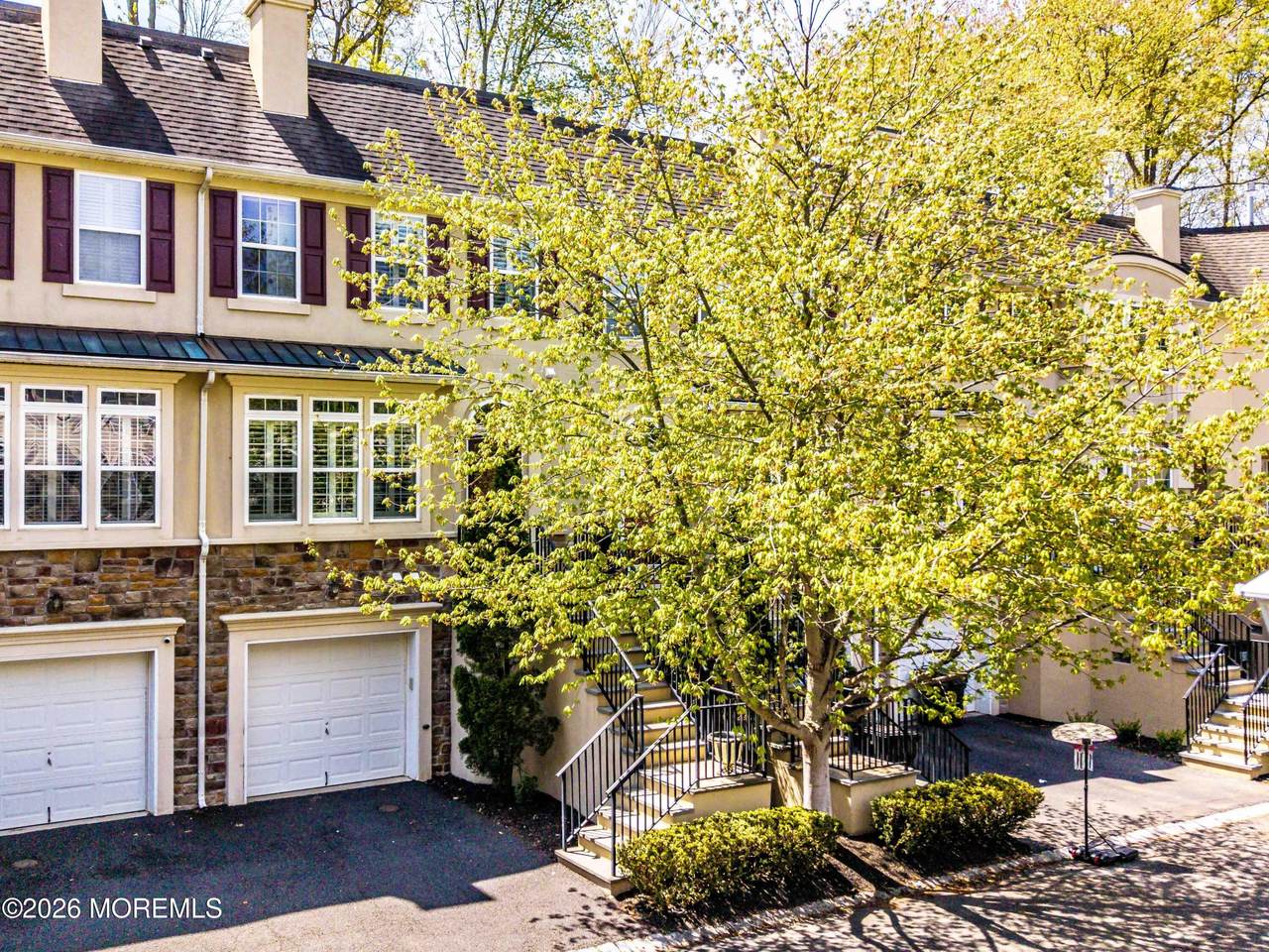 56 Aspen Way - Photo 1