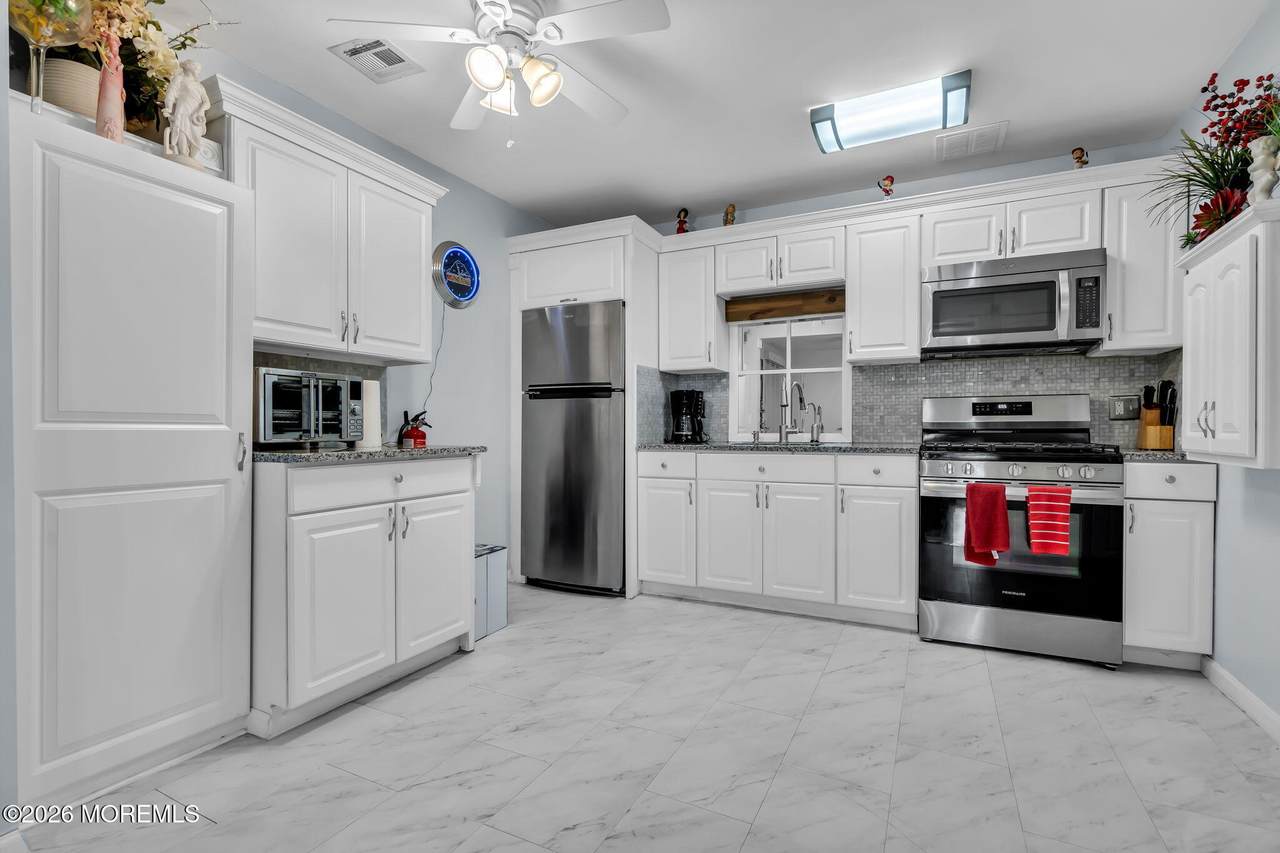 20 Dove Street - Photo 1
