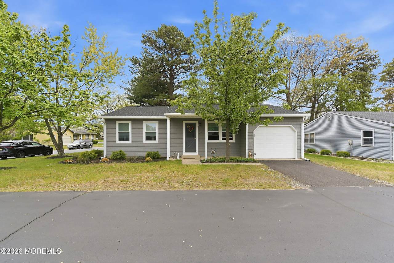 2 Berry Hill Road - Photo 1