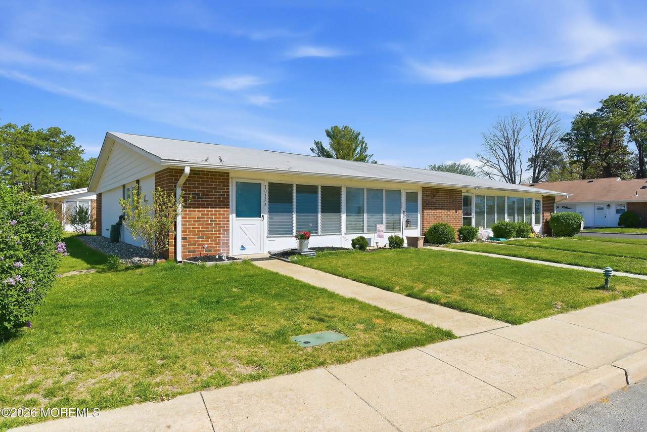1018A Aberdeen Drive - Photo 1
