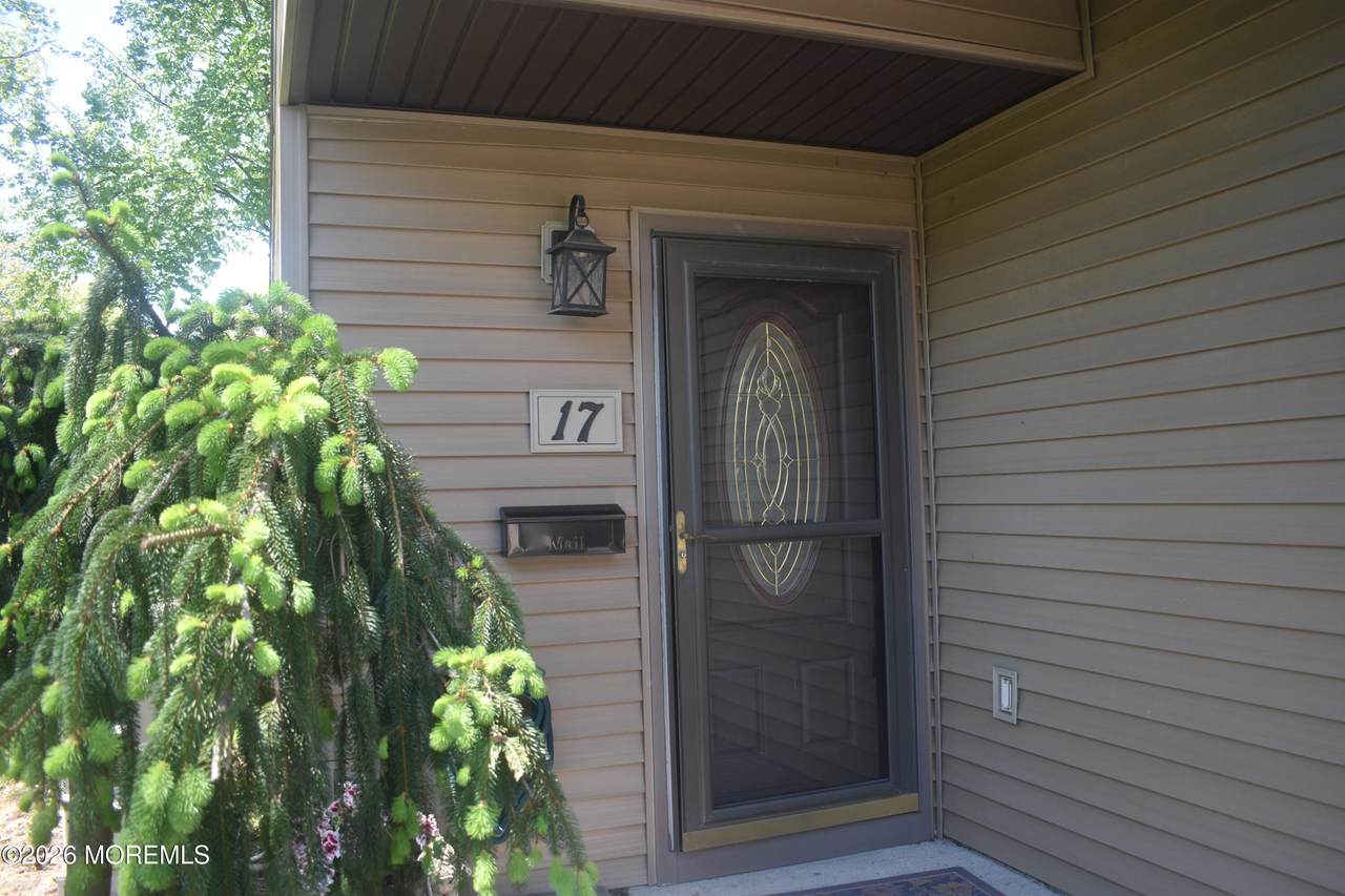 17 Concord Court - Photo 1