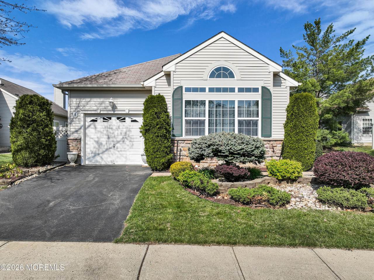 9 Florian Court - Photo 1
