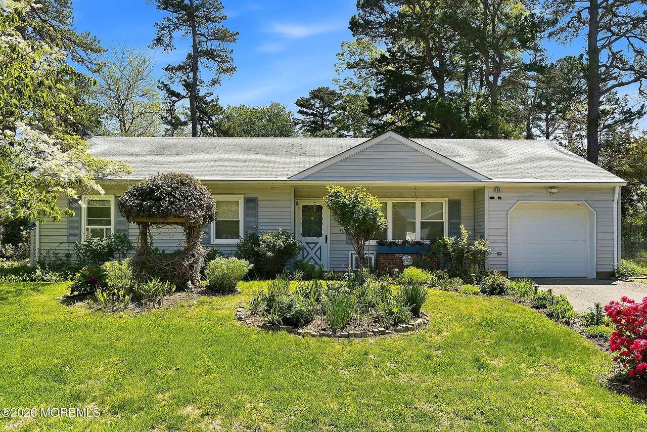 1163 Manor Drive - Photo 1