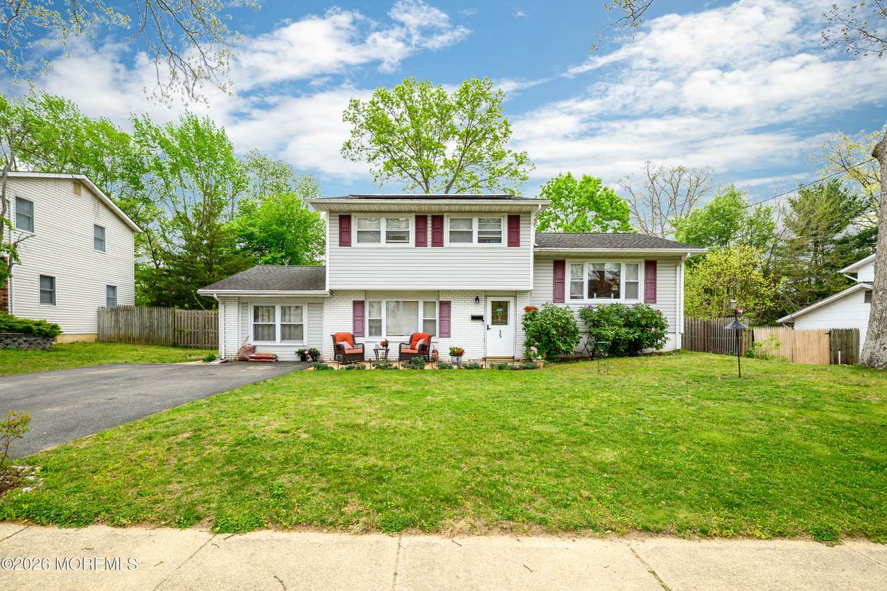 15 Princeton Drive - Photo 1