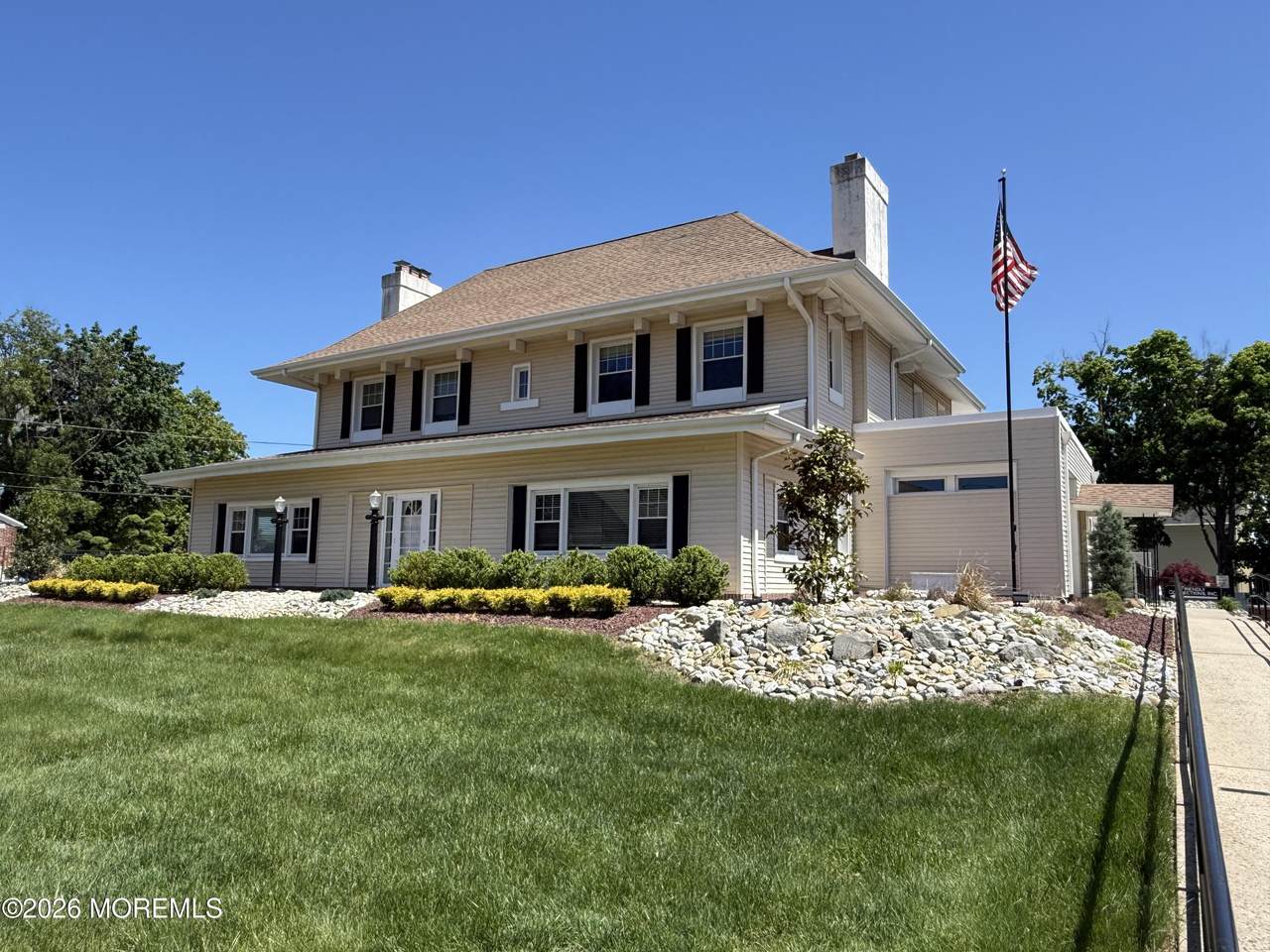 213 Main Street - Photo 1
