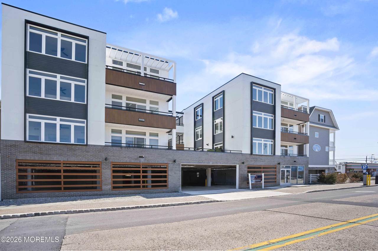 1010 Ocean Boulevard - Photo 1