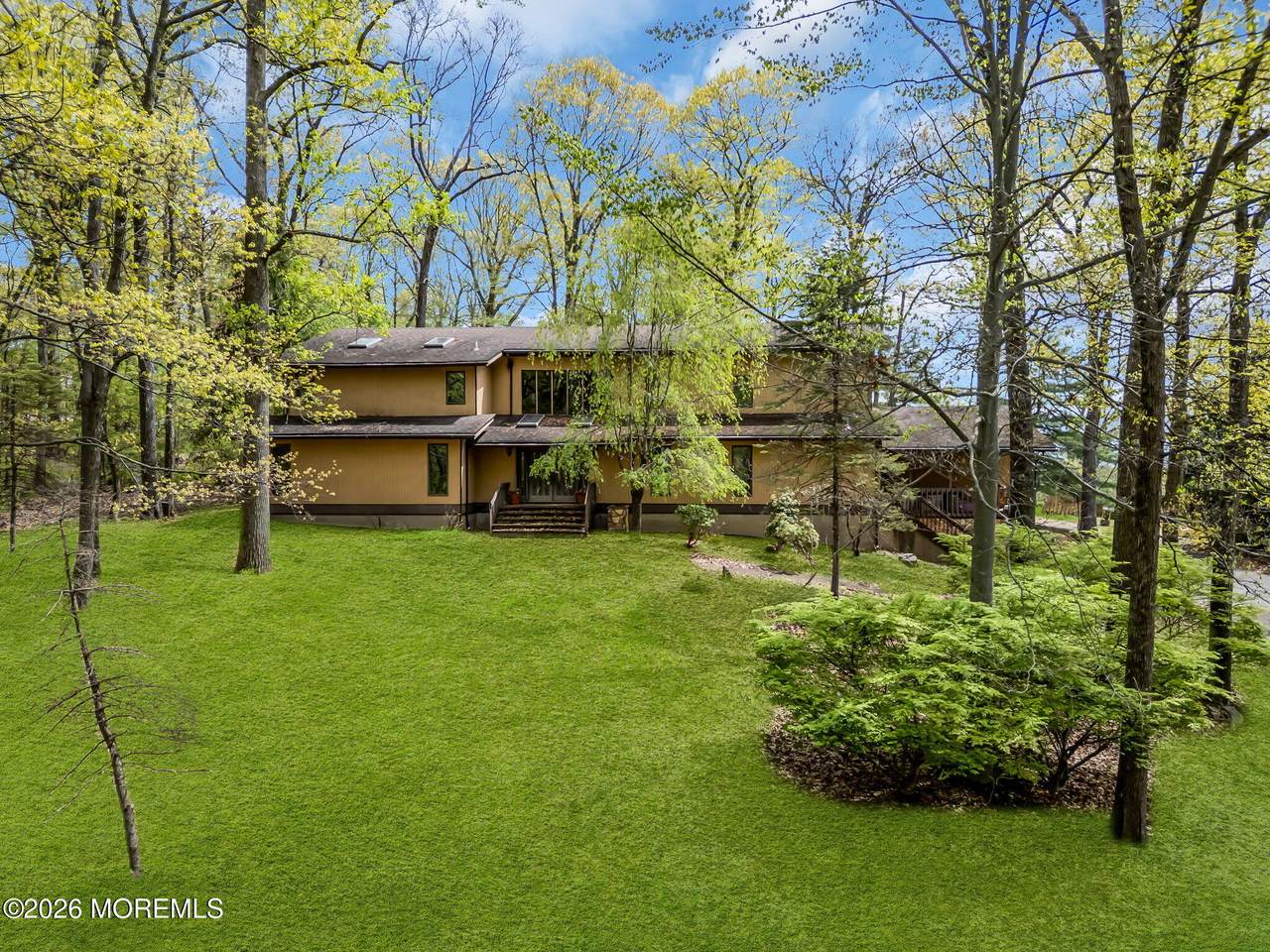 14 Beaver Brook Drive - Photo 1