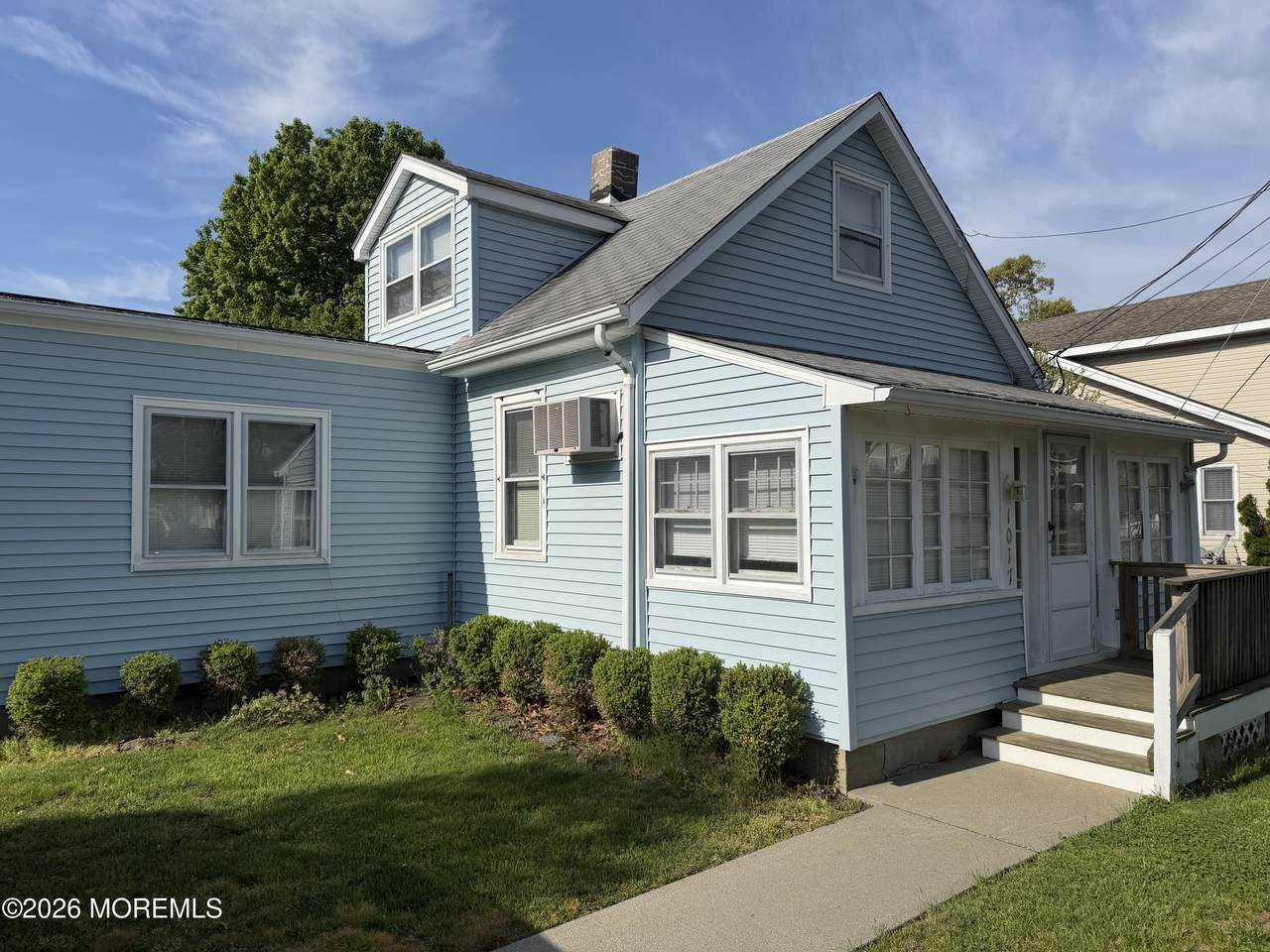 1017 18th Avenue - Photo 1