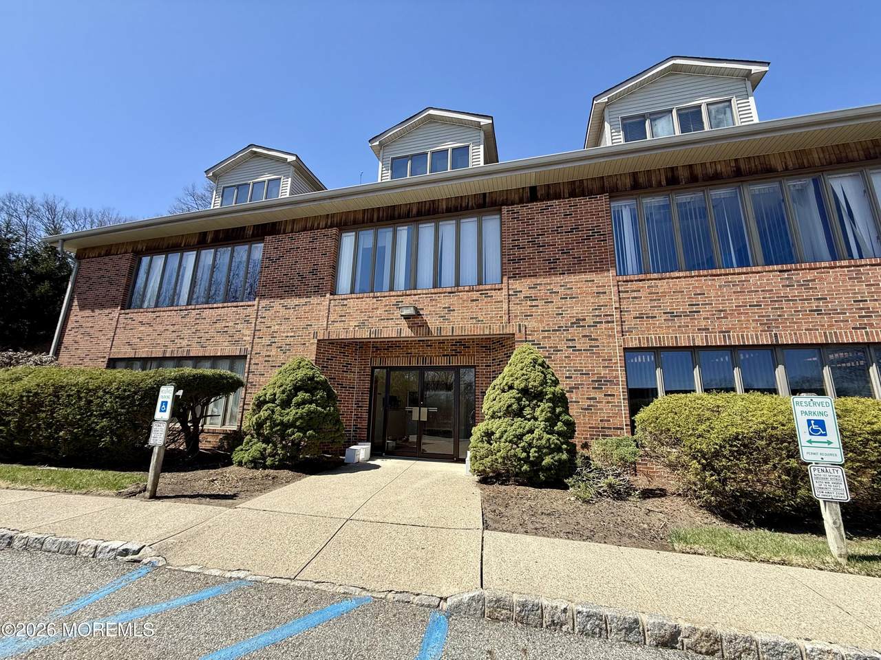 15 Kiel Avenue - Photo 1