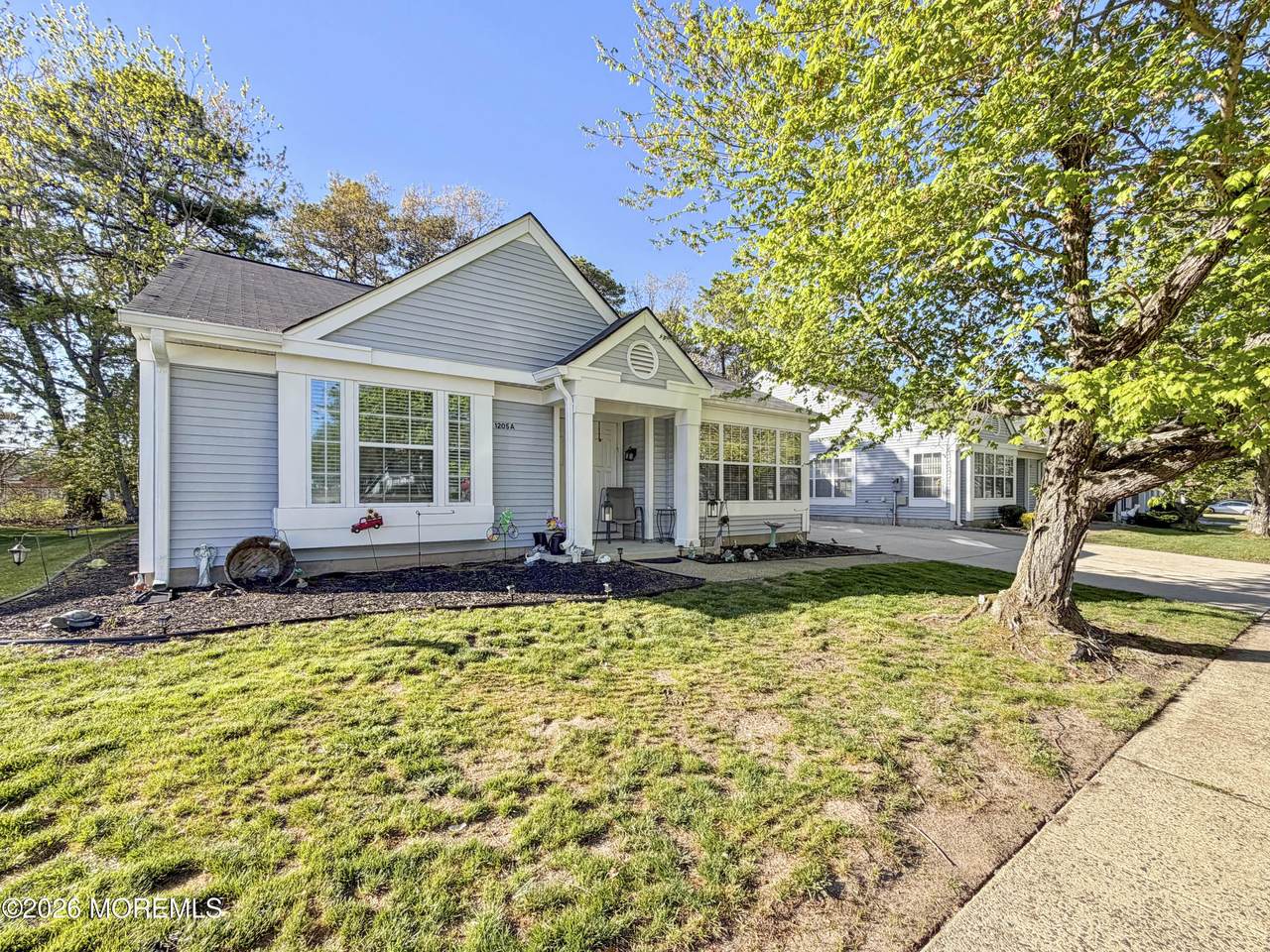 1205A Thornbury Lane - Photo 1