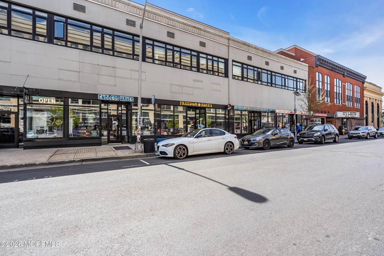 550 Cookman Avenue - Photo 1