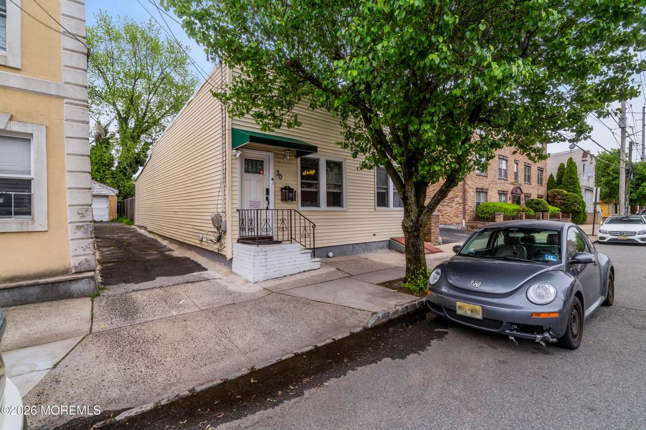 30 Belmont Avenue - Photo 1