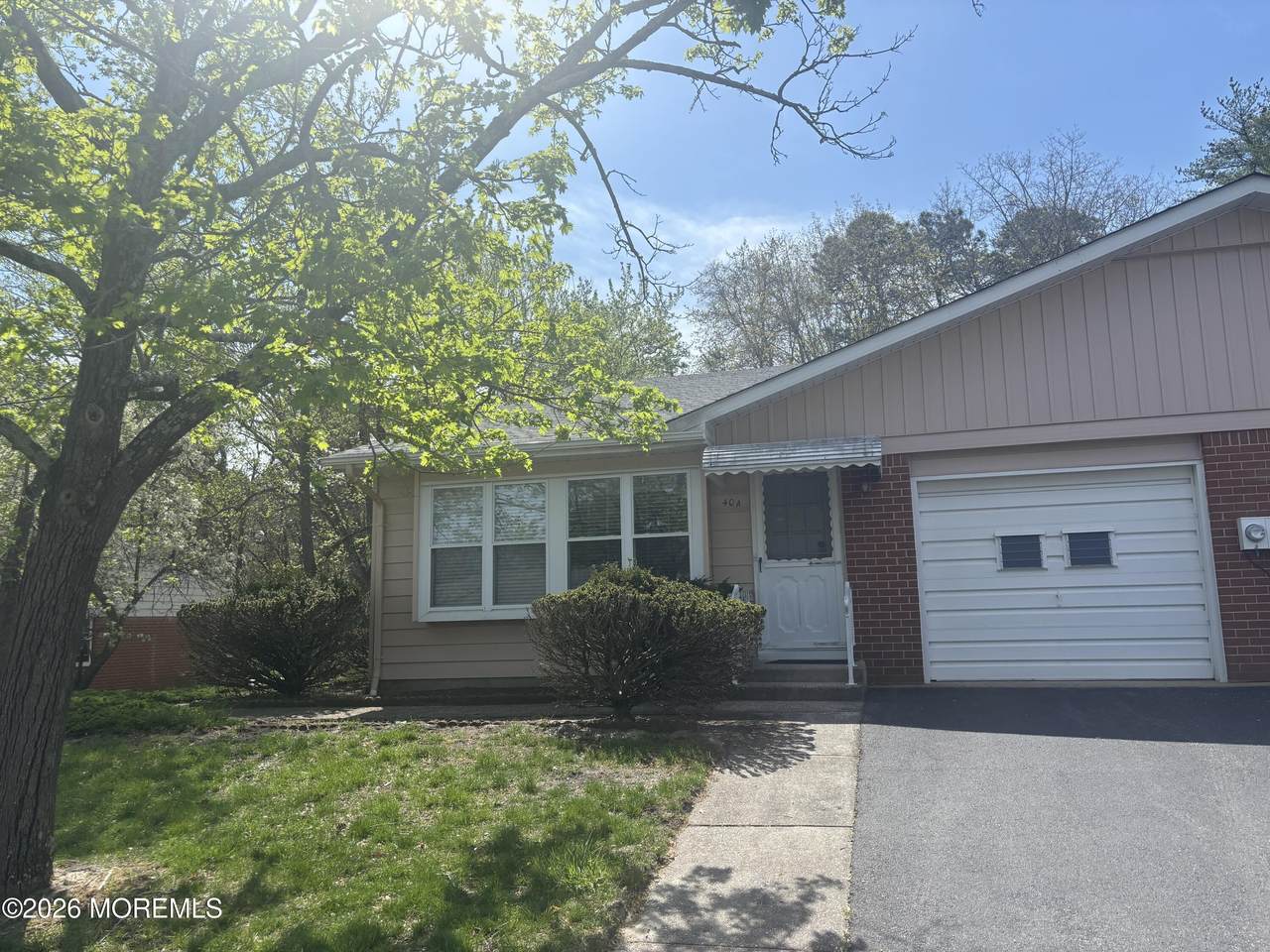40 Franklin Lane - Photo 1