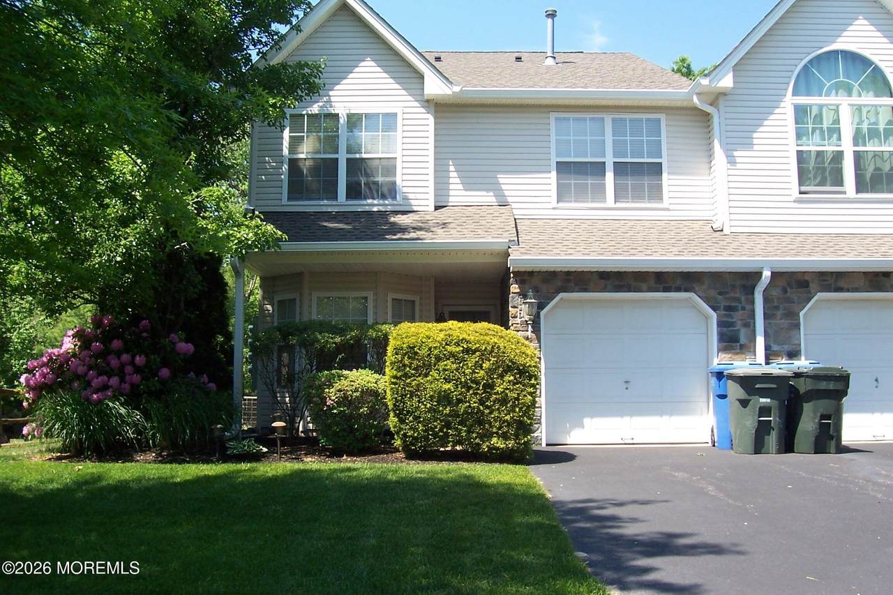 61 Maywood Run - Photo 1
