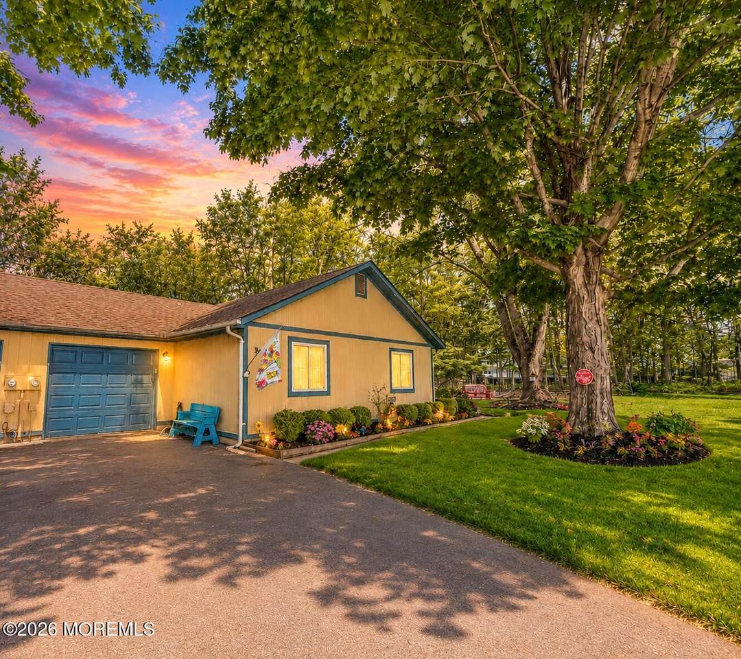 8 Seagull Lane - Photo 1