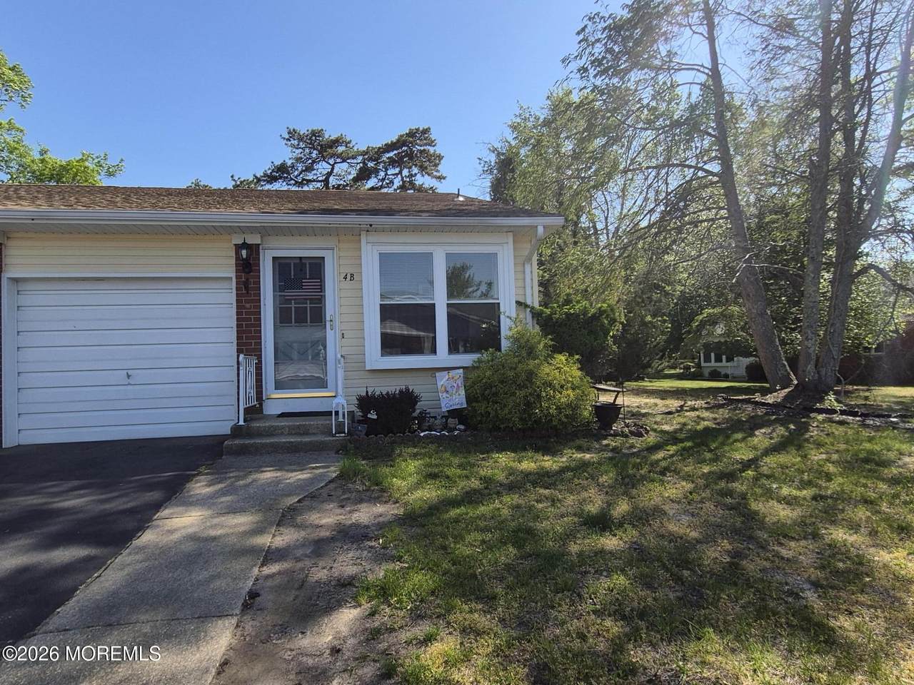 4 Conestoga Drive - Photo 1