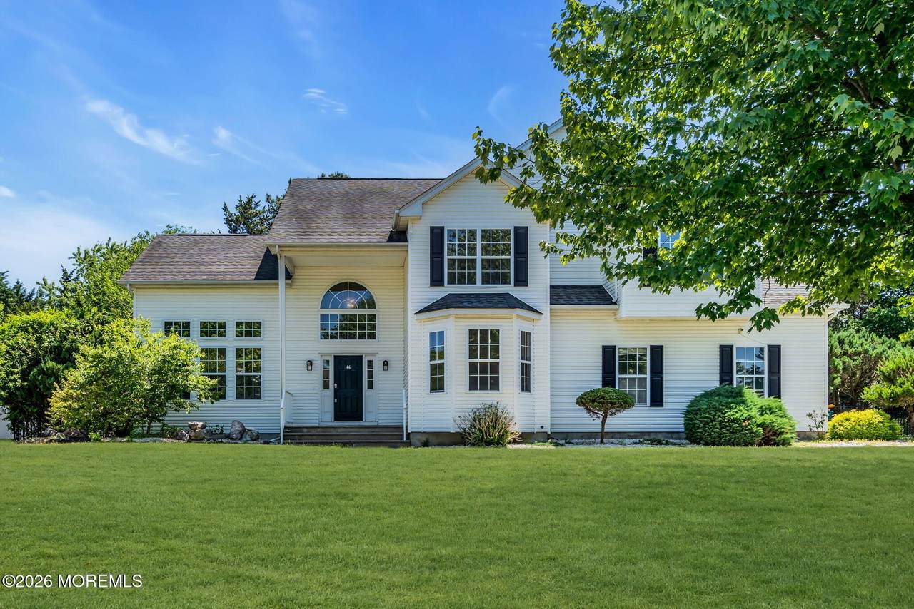 46 Woodview Drive - Photo 1