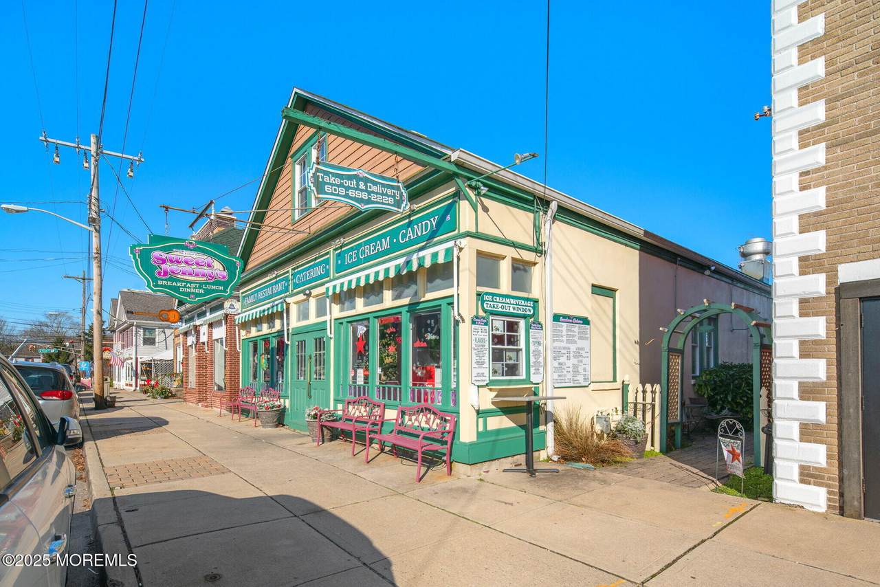 688 Bay Avenue - Photo 1