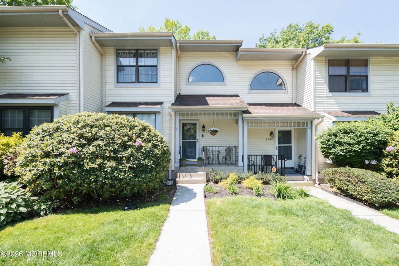 2303 Gulfstream Way - Photo 1