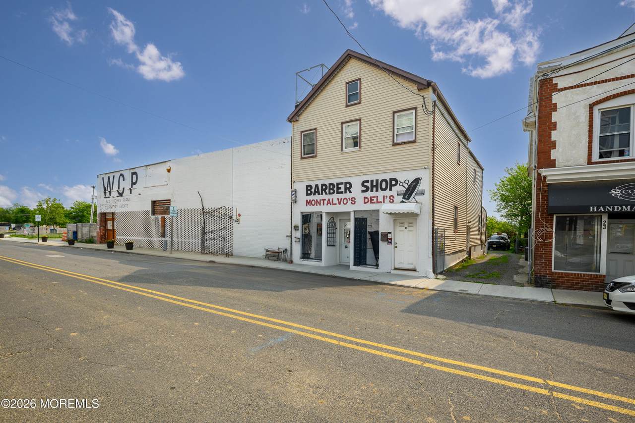 21 2nd Avenue - Photo 1