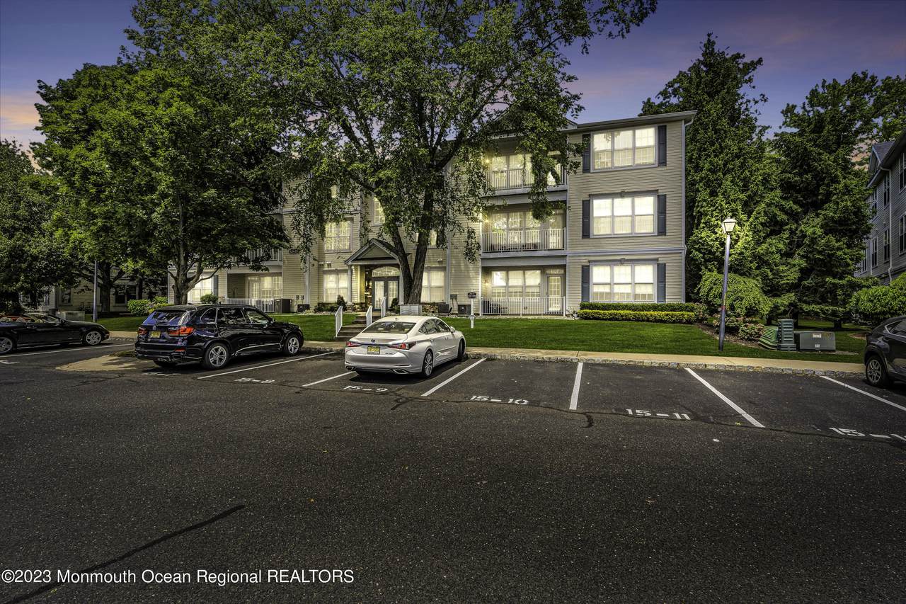 536 St Andrews Place - Photo 1
